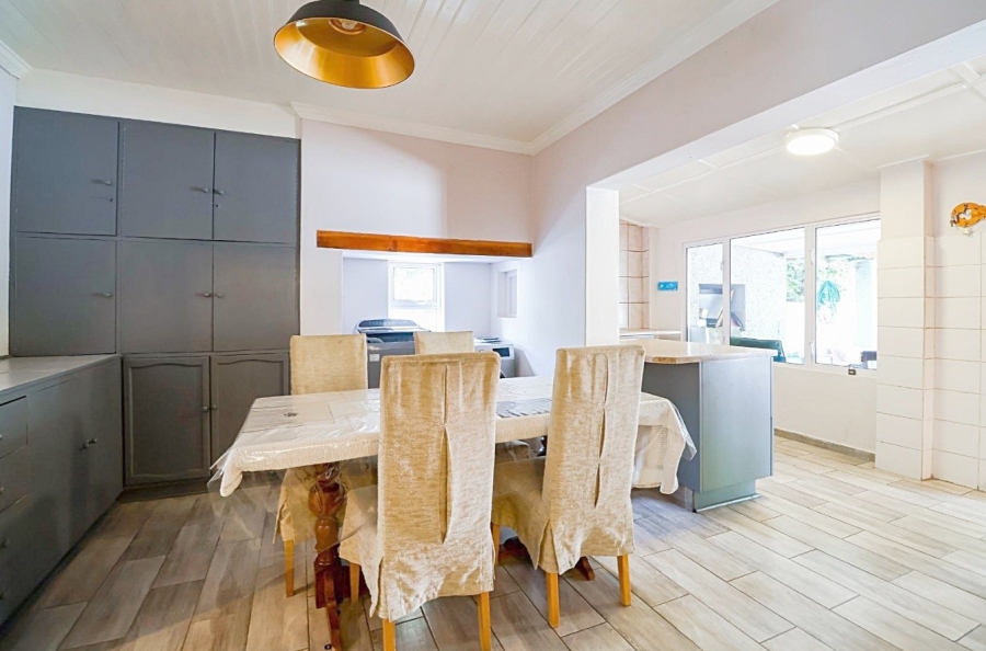 4 Bedroom Property for Sale in Knysna Central Western Cape